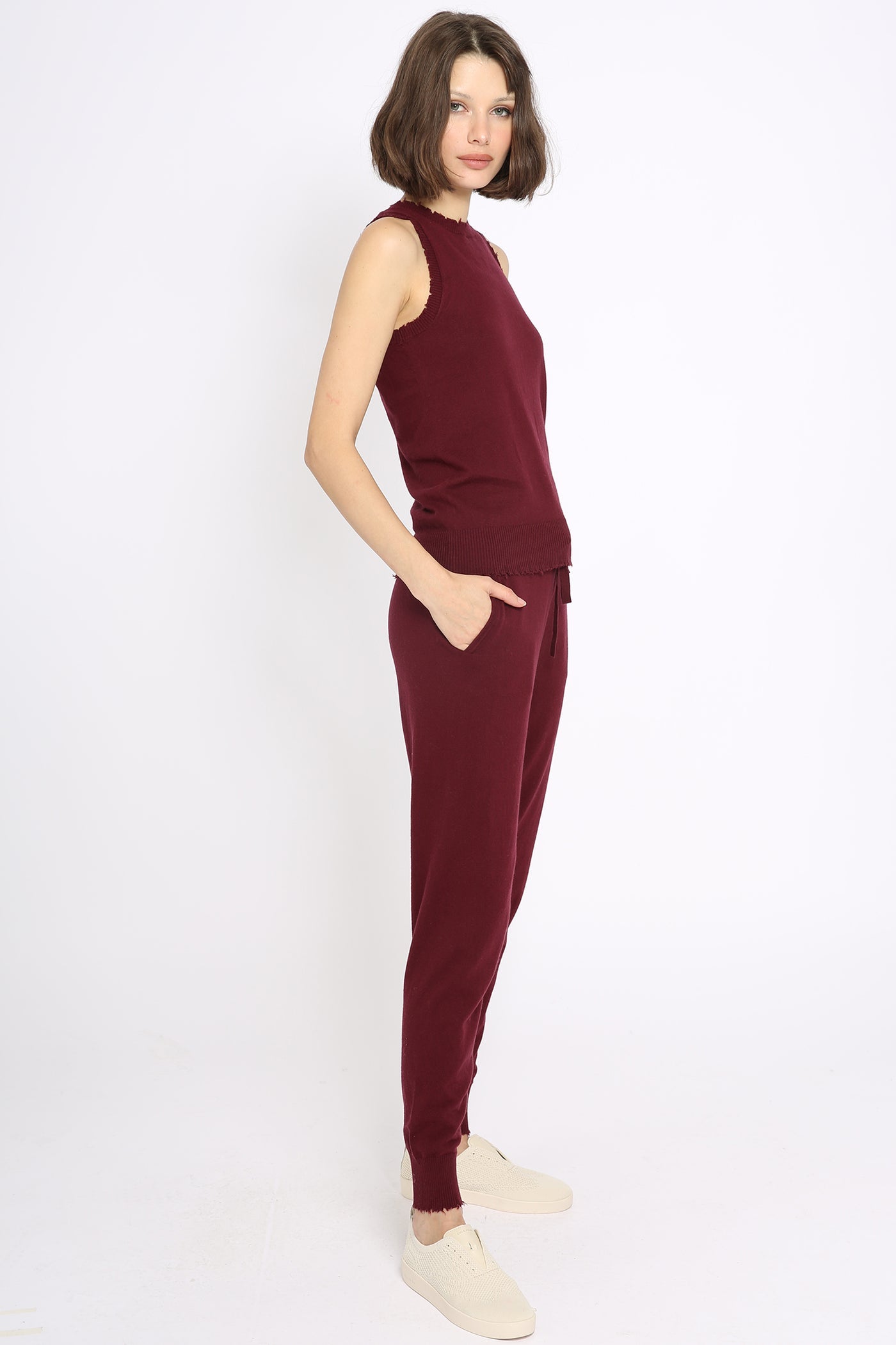 Cotton/Cashmere Frayed Jogger - Bordeaux