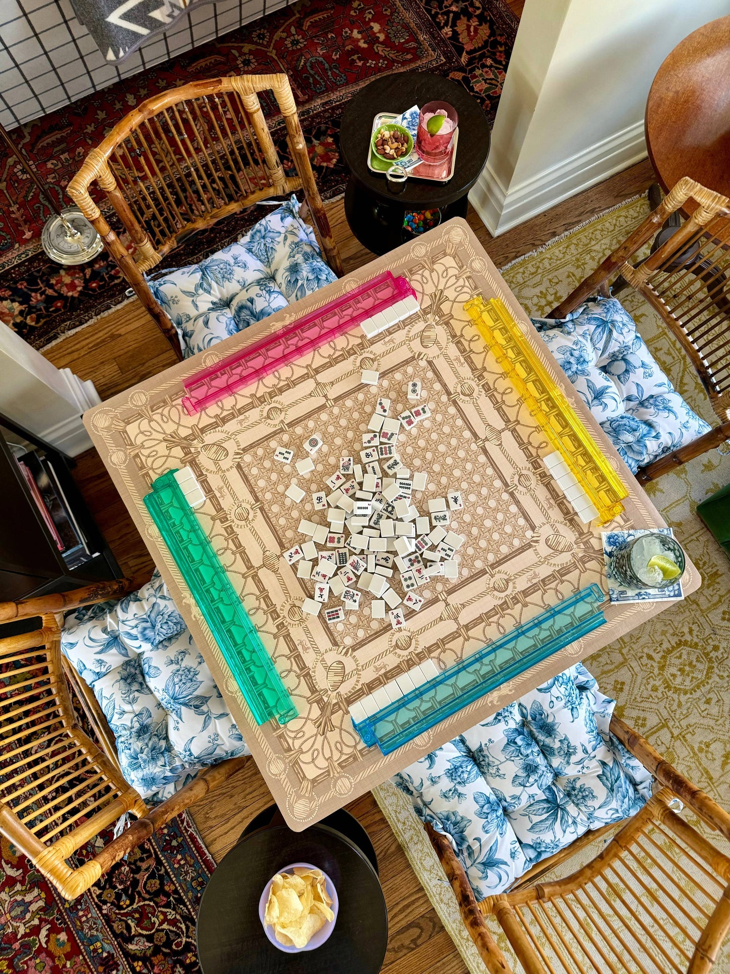 Mahjong Gaming Mat - Ditsy Christmas - Rules Edition