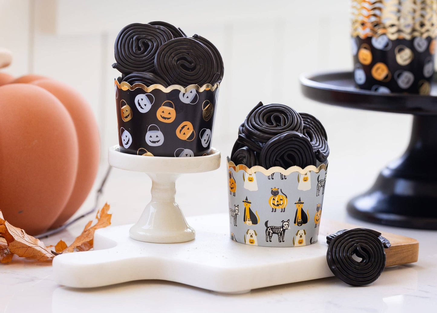 Pack of 36 Baking/Treat Cups - Pets in Costume