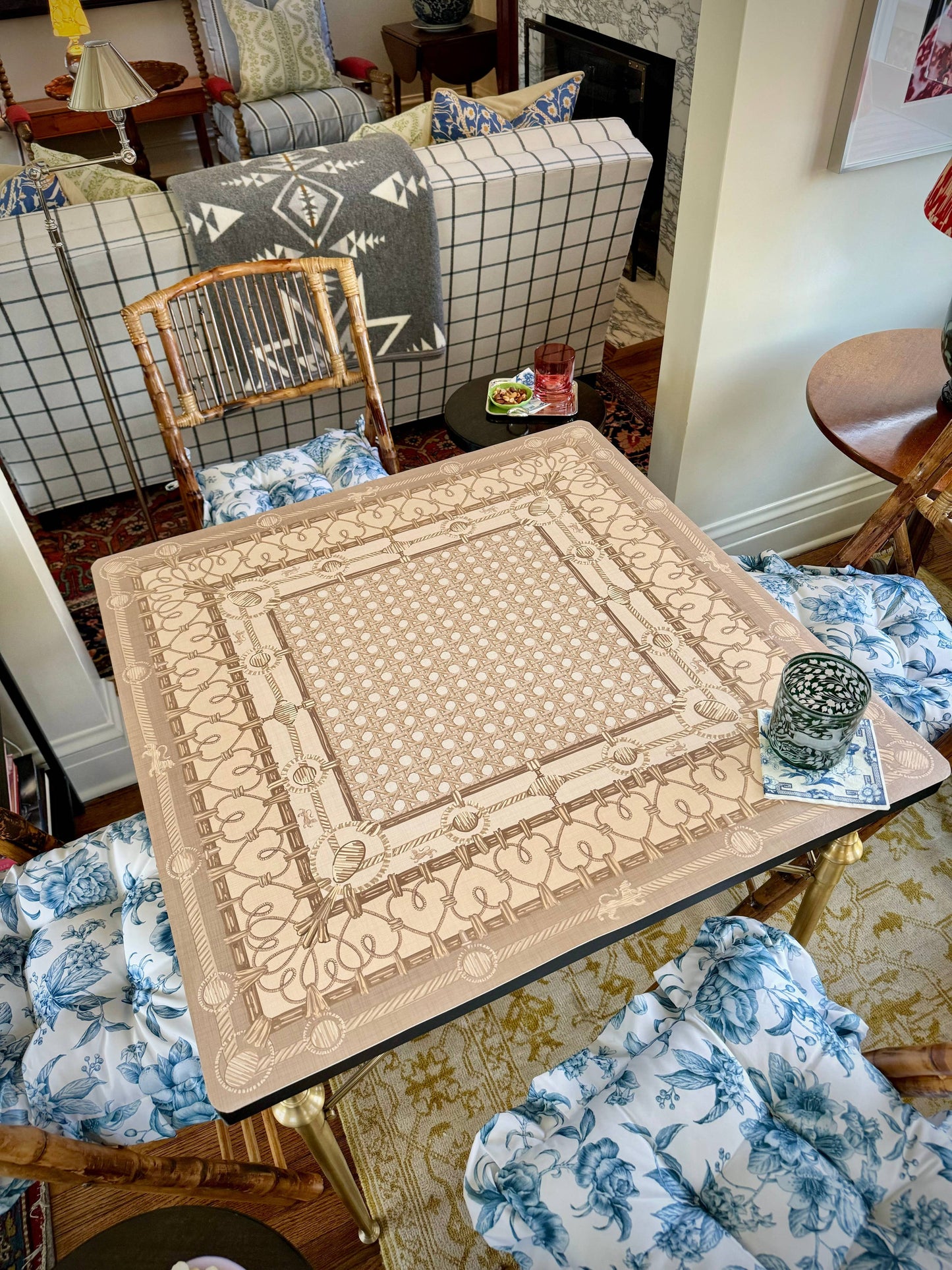 Mahjong Gaming Mat - Ditsy Christmas - Rules Edition