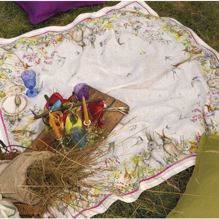 Remi Linen Tablecloth - 67"x106"/5.5'x8.8'