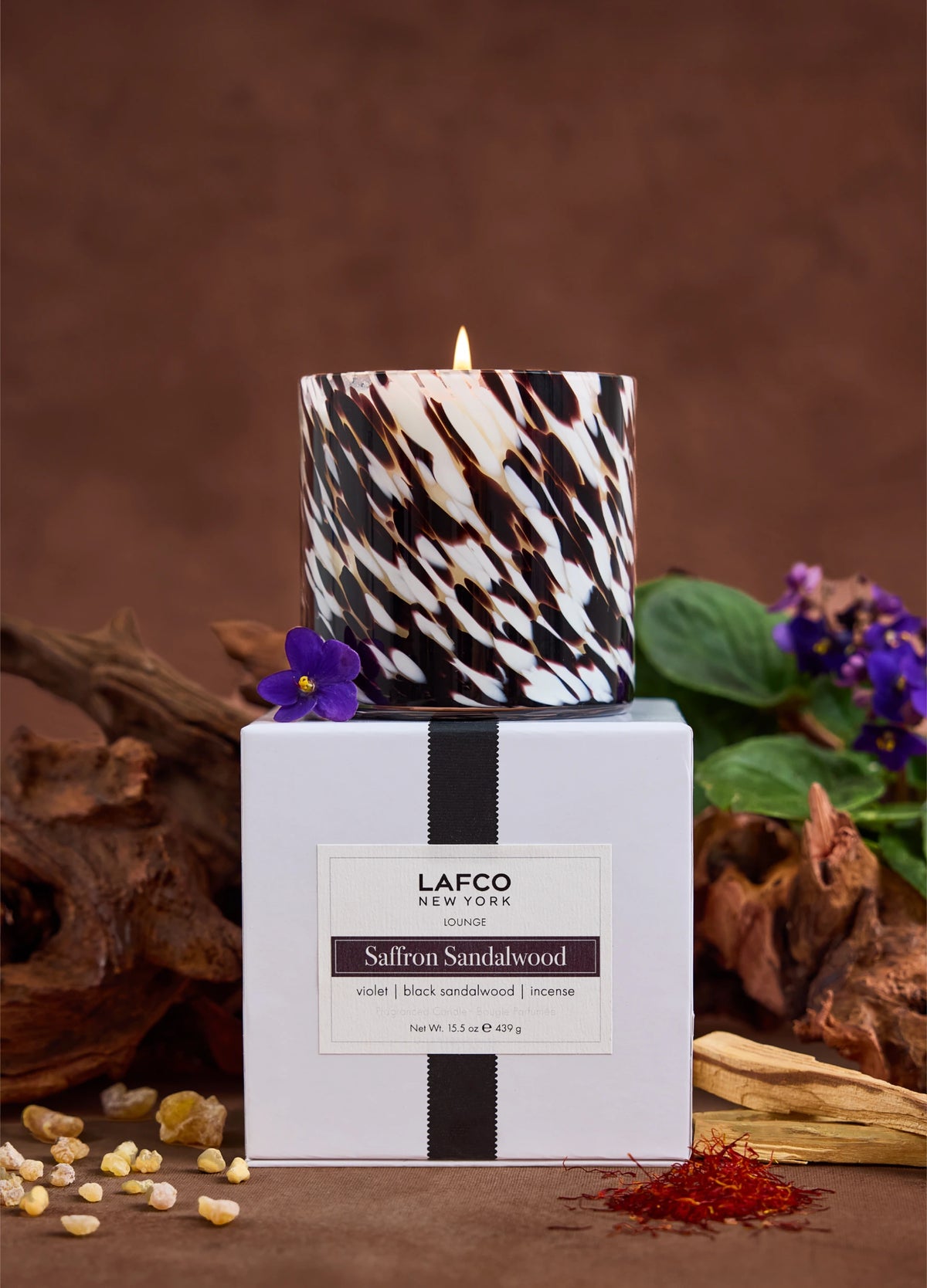 15.5oz Candle - Lounge - Saffron Sandalwood