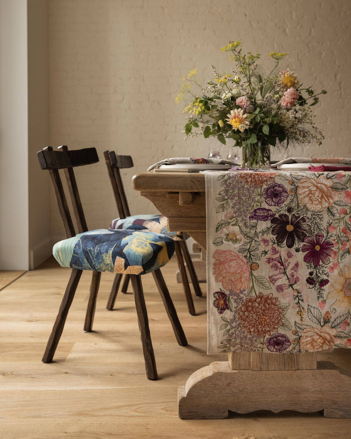 Paradise Garden Table Runner: 76" × 18"