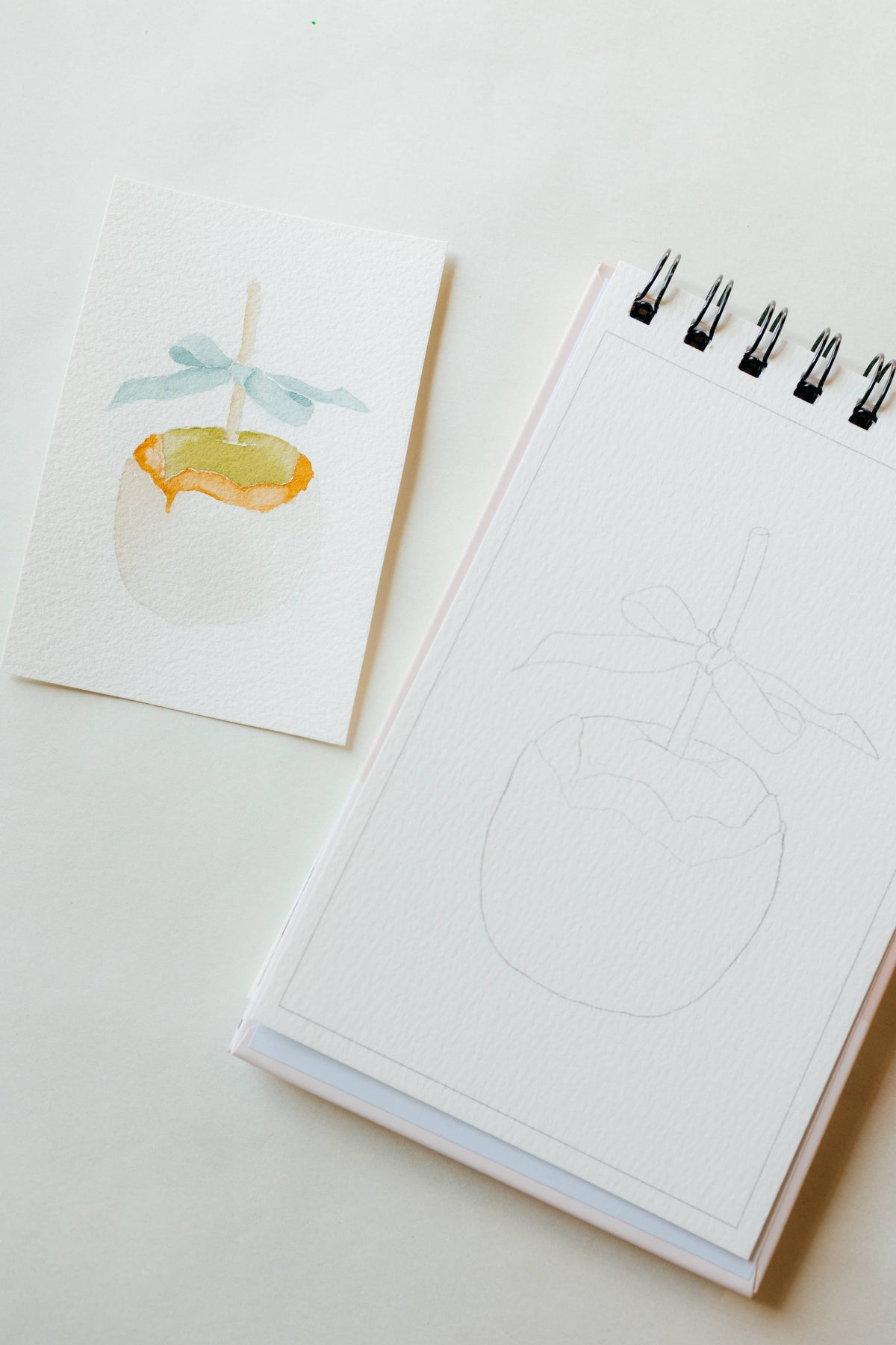 Mini Watercoloring Book -  A little bit of autumn