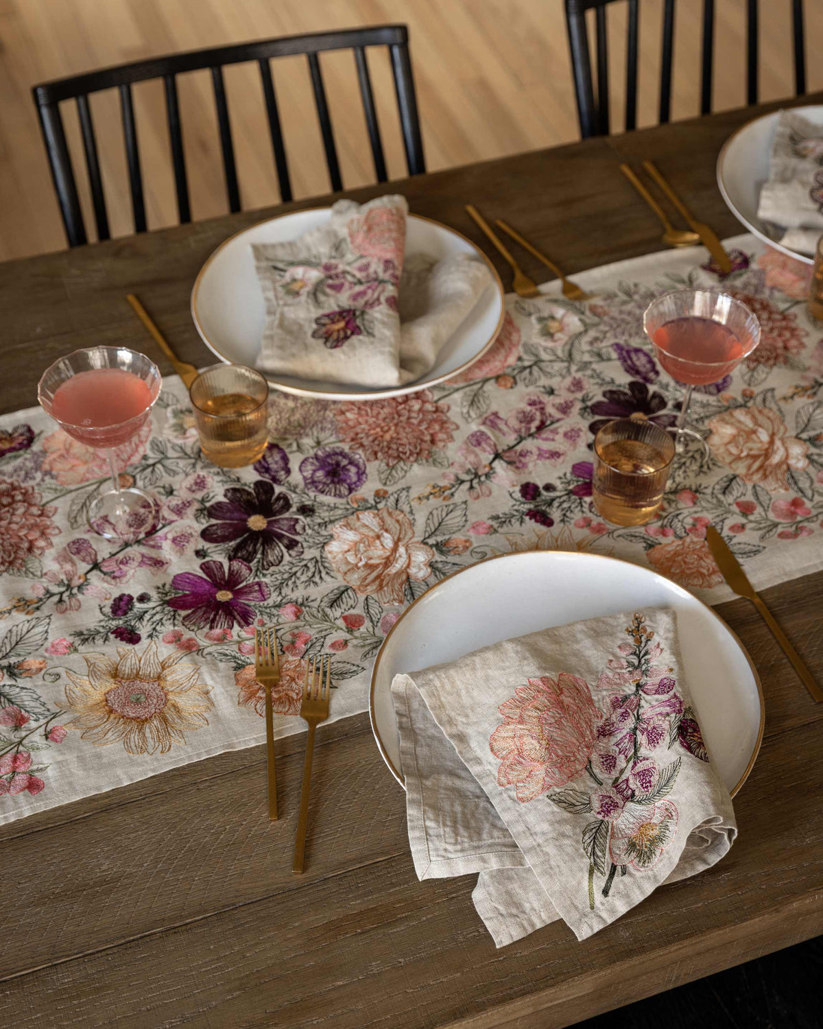 Paradise Garden Table Runner: 76" × 18"