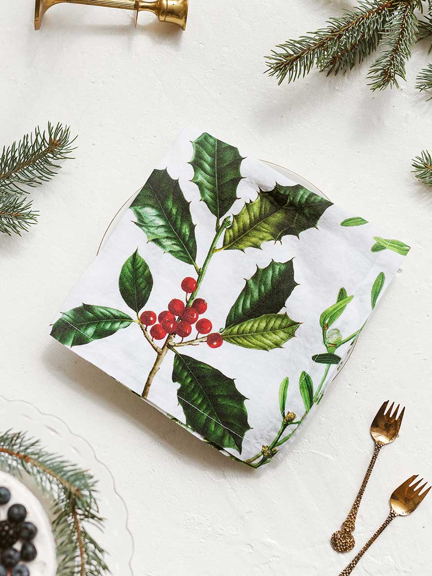 Set of 6 Holly & Misteltoe Linen Napkins
