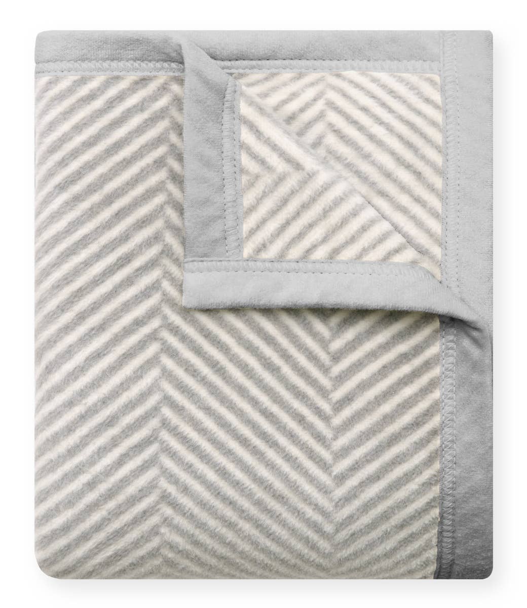 Harborview Herringbone Light Grey Blanket: Midi