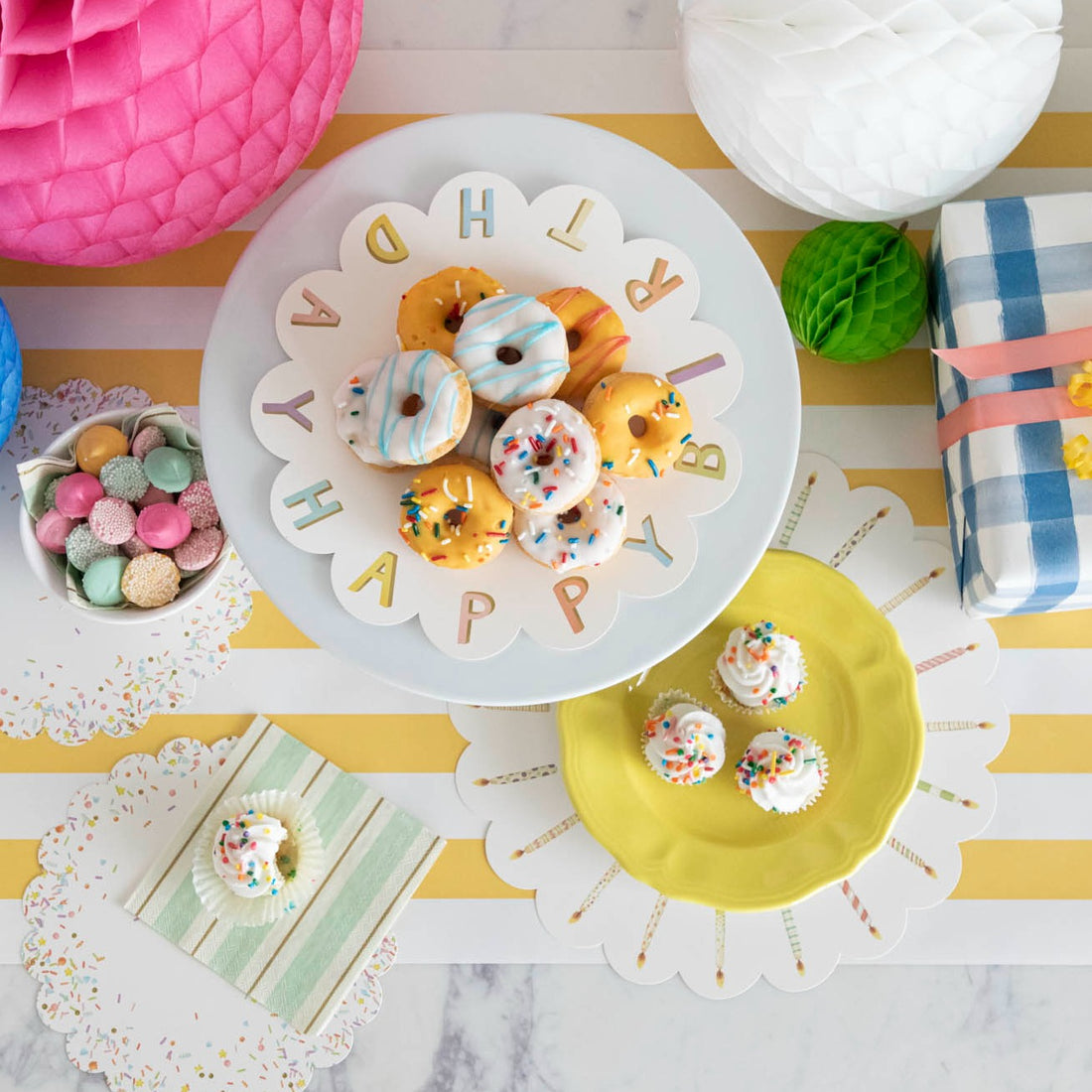 Pack of 12 Serving Papers - Happy Birthday