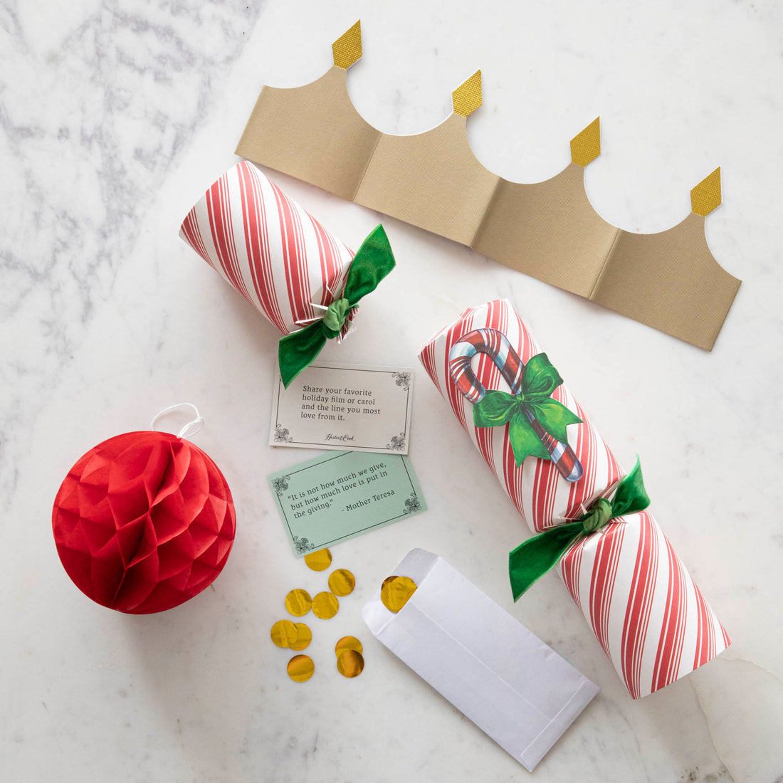 Festive Holiday Cracker Set of 6 - Cardinal