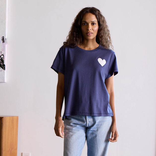 The Suke Tee Contrast Imperfect Heart - Indigo