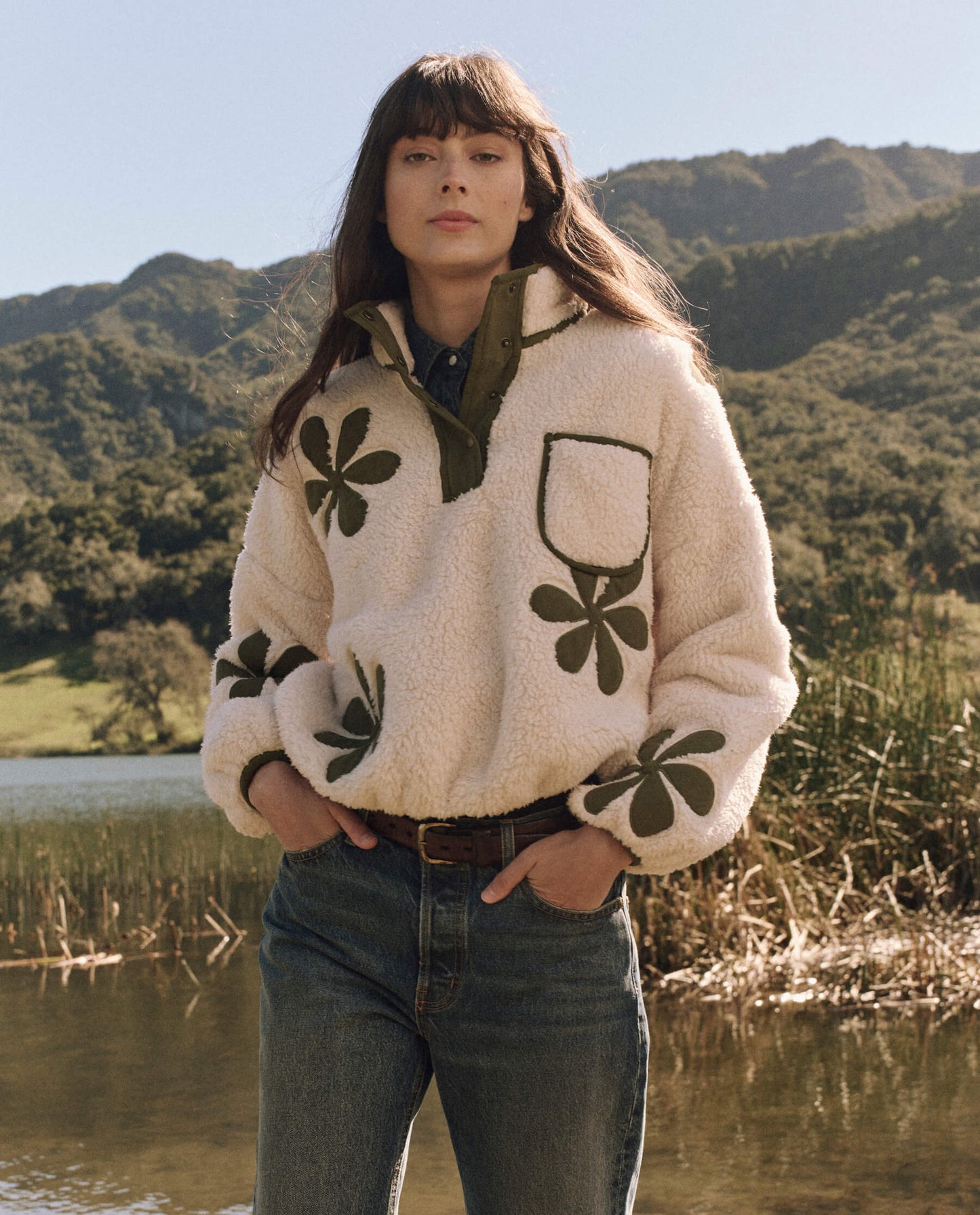 Patch Pocket Countryside Pullover with Daisy Applique