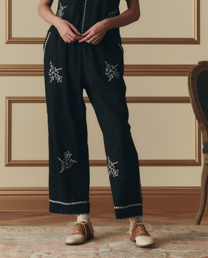 The Weekend Pant with Hanky Embroidery - Black