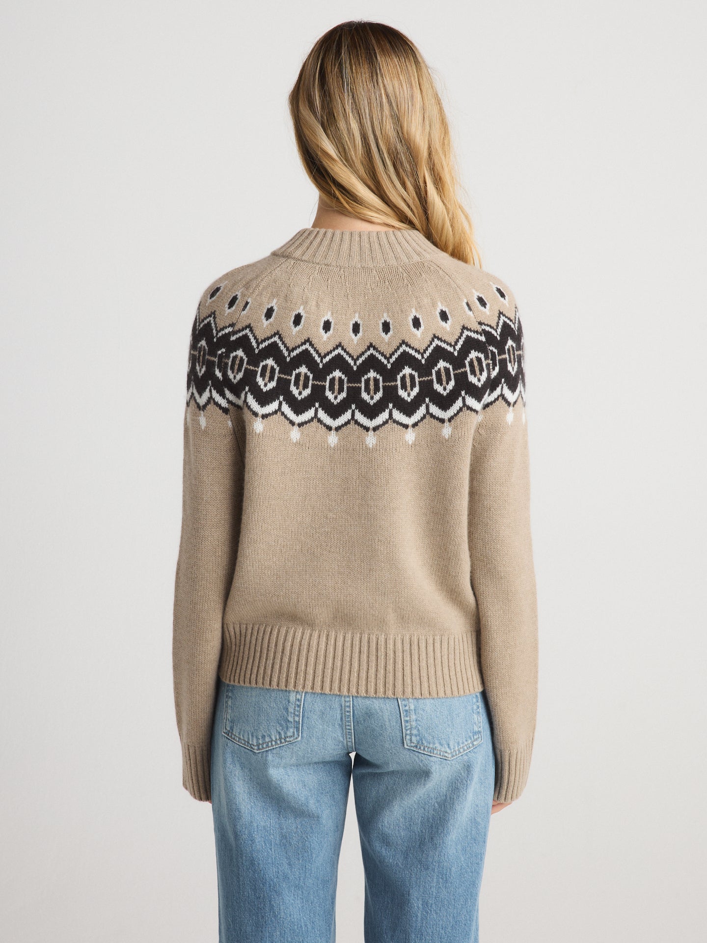 Faire Isle Pullover - Adina - Tan