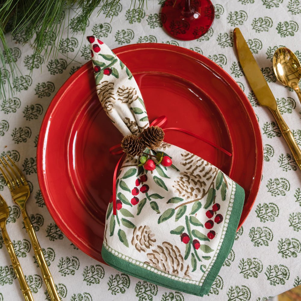 Set of 4 Christmas Garland Napkins