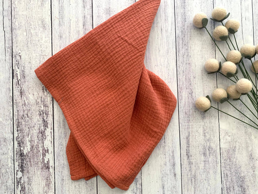 22" Crinkle Cloth Napkins, Set of 4: Burnt Orange