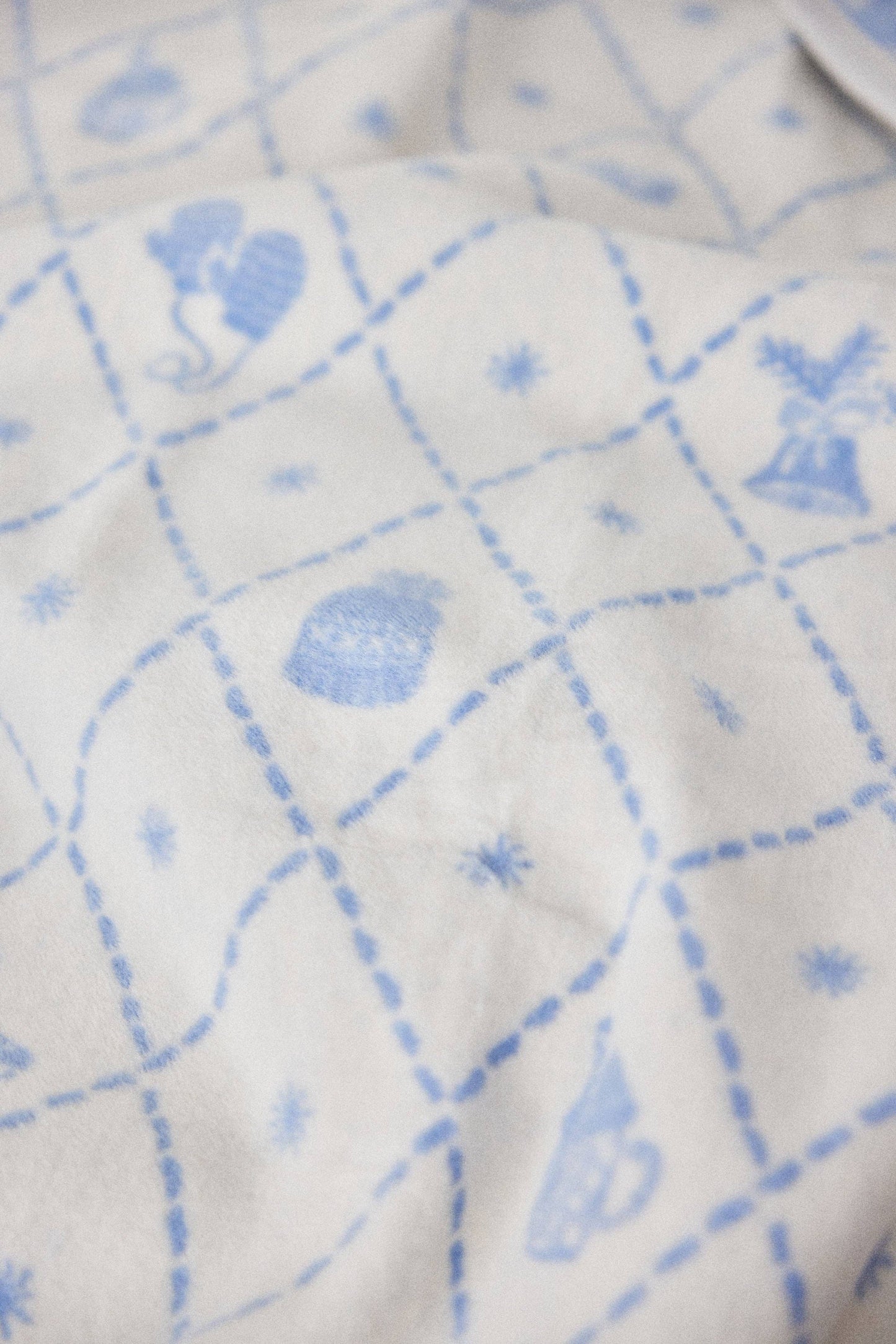 Holiday Favorites Midi Blanket: Midi