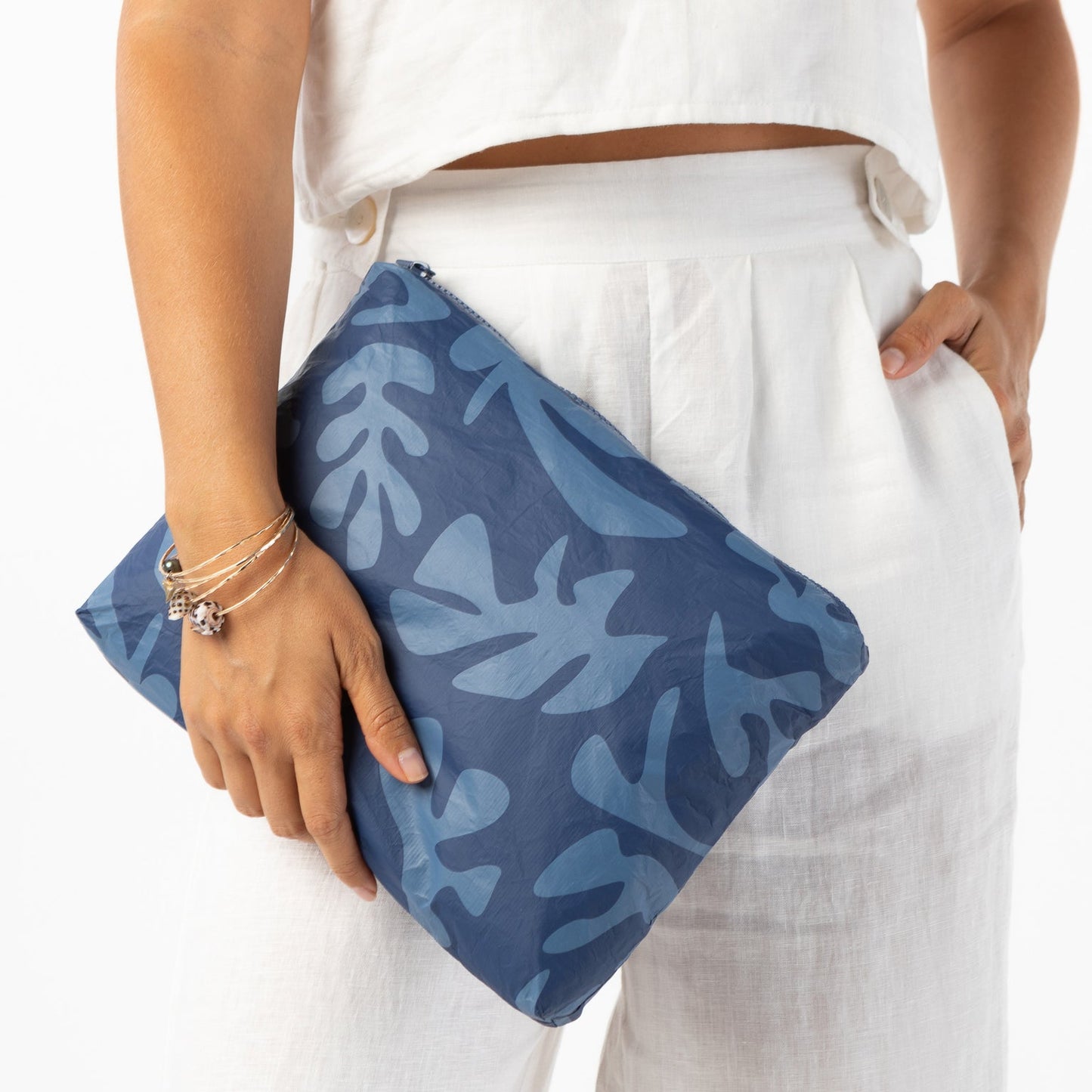 Mid Pouch - Reef - Deep Blue on Navy